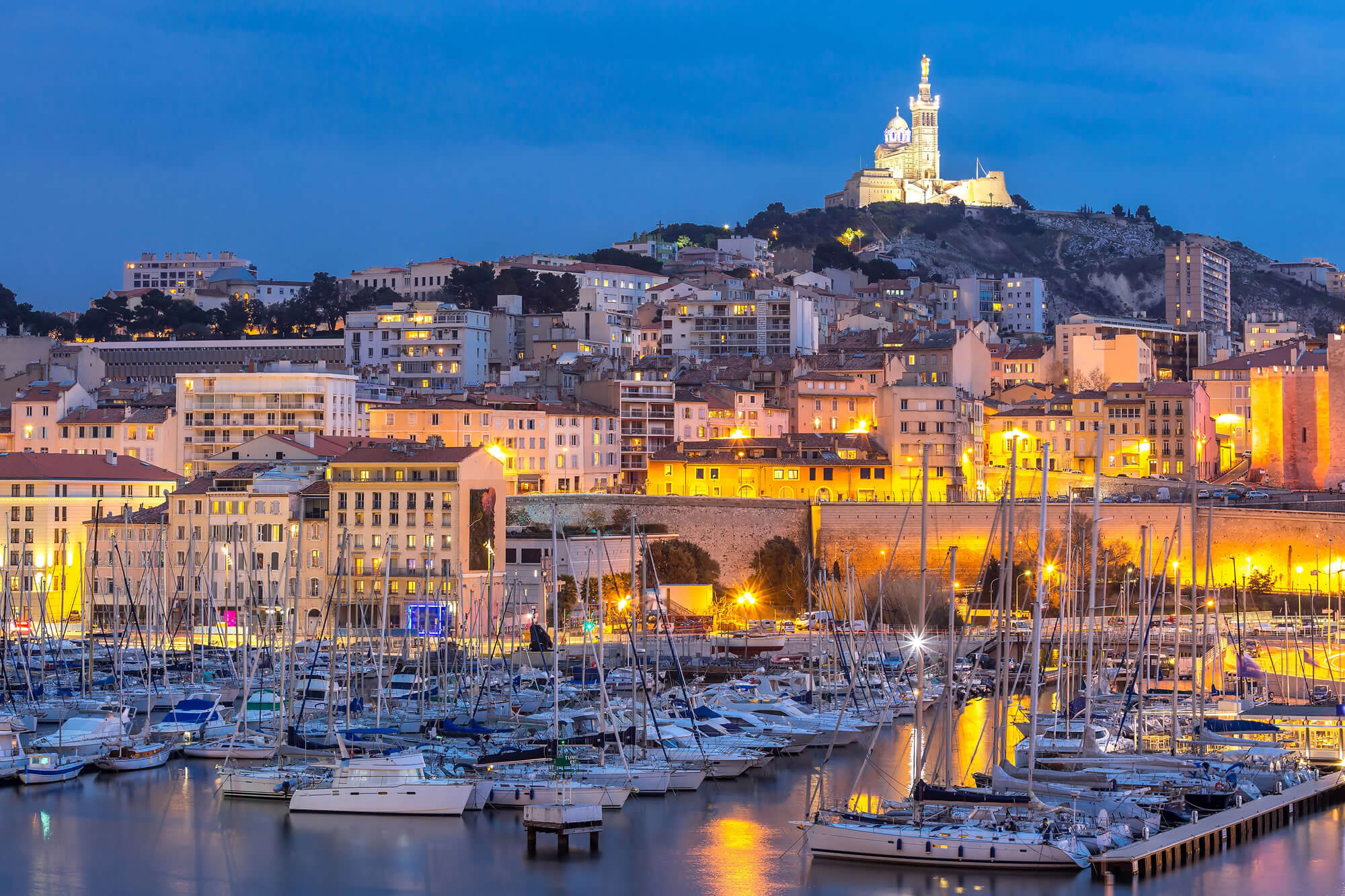 marseille frankreich in der nacht